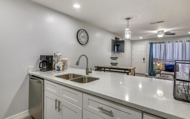 Captain's Cove 105
