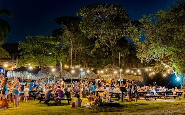 Witch's Rock Surf Camp Beachfront HOTEL