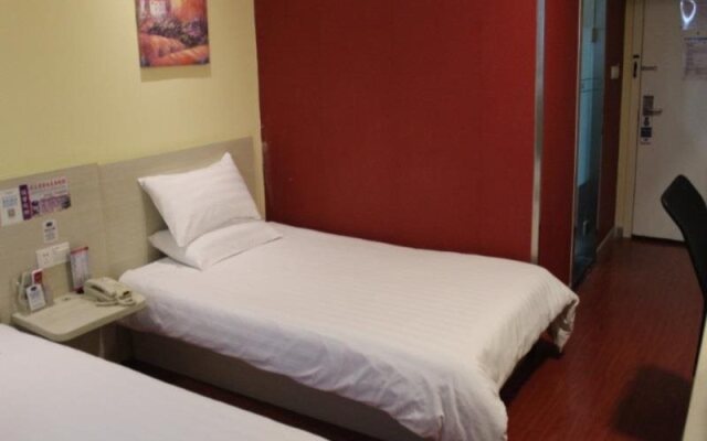 Hanting Hotel (Fuxin Jiefang Square)