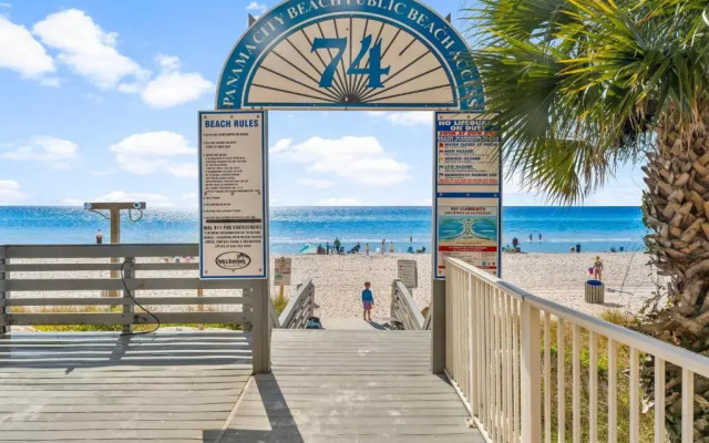 Splash Beach Resort by Panhandle Getaways