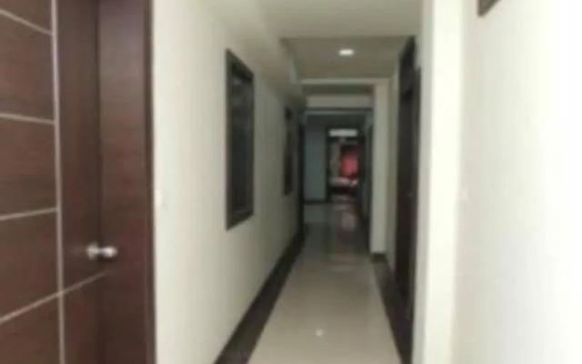 OYO 10414 Hotel Tushar Residency