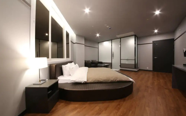 The K Hotel