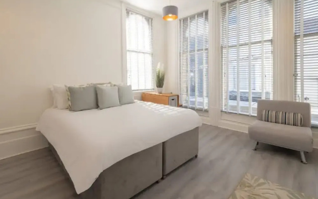 Host Stay Harbour Rest
