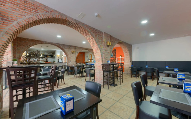 Hotel La Mirada