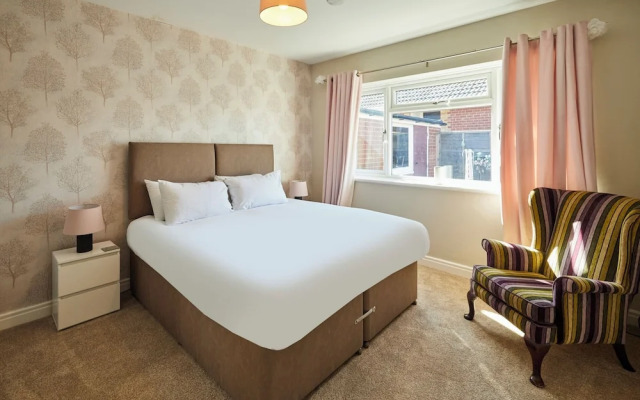 Host Stay White Rose