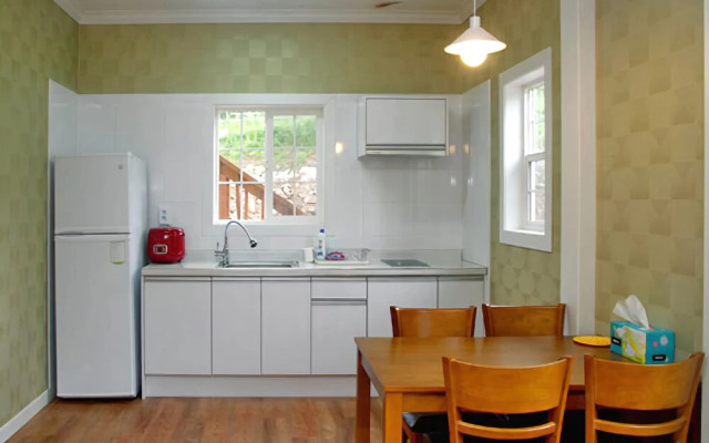 Yangyang Ciraemaeul Pension