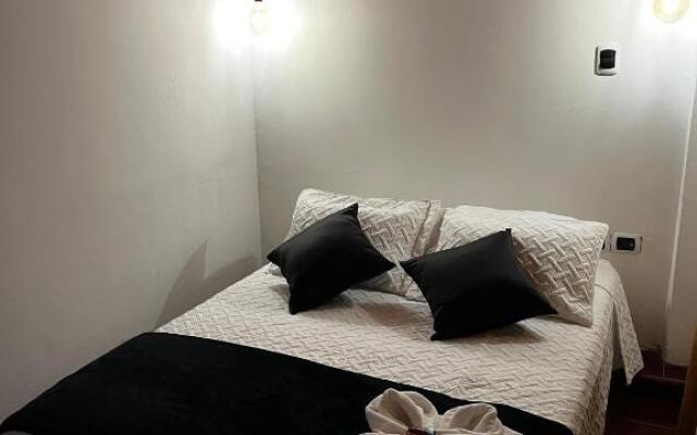 Hermoso apartamento con terraza vía TERMALES