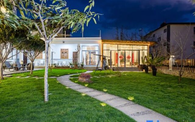 Yishan Banye Homestay (Longqi Wharf Branch)