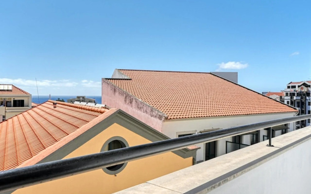 Beco Santa Emilia 4Q a Home in Madeira