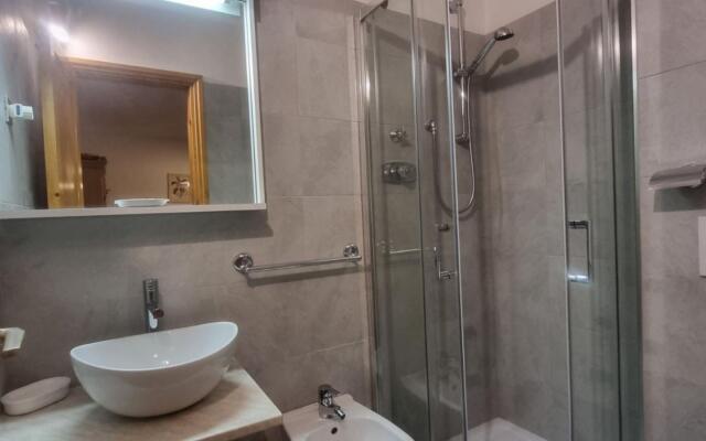 Genitoni - 022039-At-011577-290 Genitoni