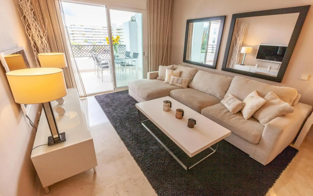 Brand New Apartment at Terrazas de Banús