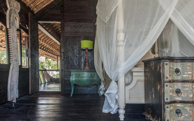 Most Exotic Beachfront Villa Keong