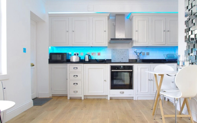 The London Agent Chelsea Peaceful