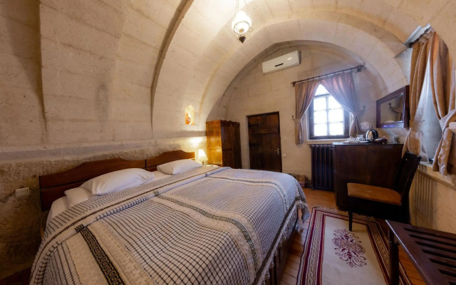 Cappadocia Cave Suites Adult Only +12