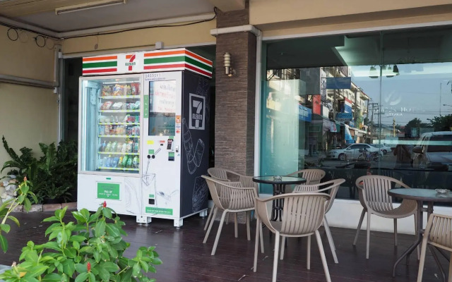 Phromsuk Hotel Ayutthaya