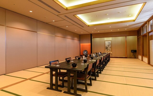 Suzu Beach Hotel