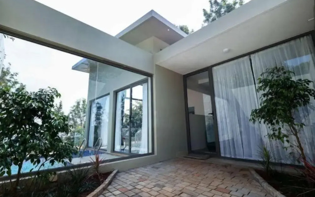 The Zims Luxor Resort