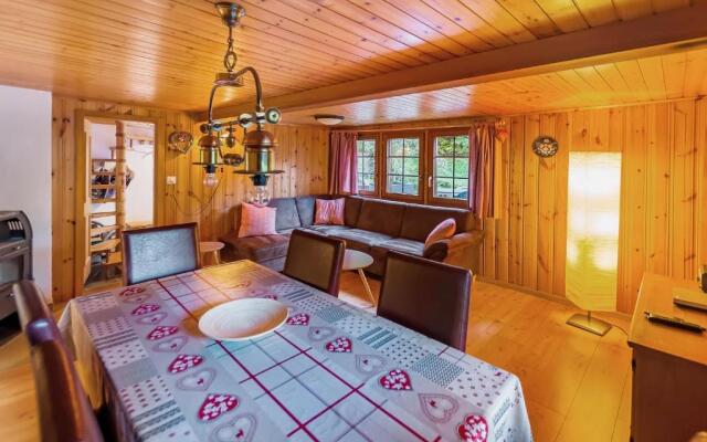 Charming Little Chalet for 6 People & Free Ski Lockers