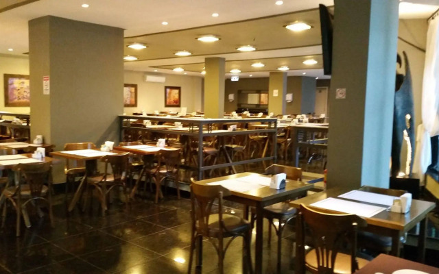 Gallant Hotel