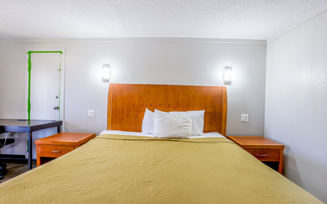 Cozy Garden Inn By OYO Hwy 40 Richmond