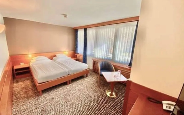 Best Western Green Hill Hotel