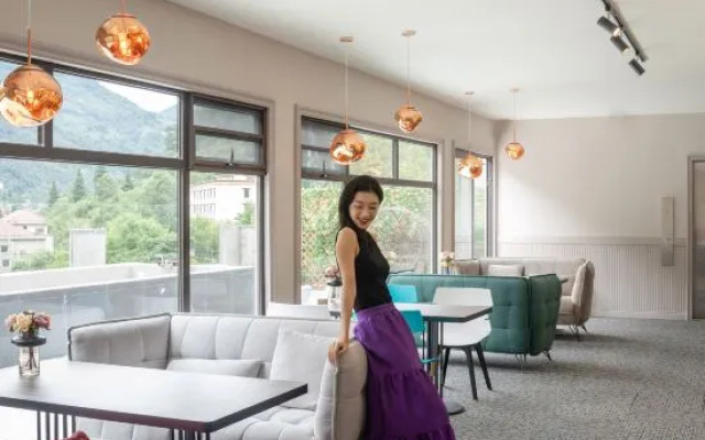 Grandlife Hot Spring Hotel