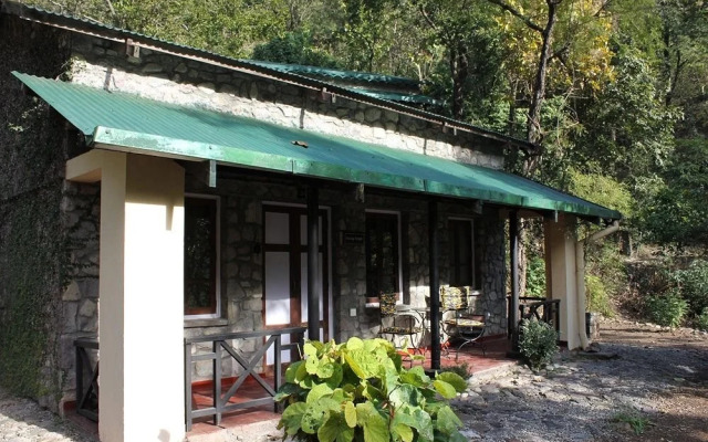 Neemrana's Glasshouse on The Ganges