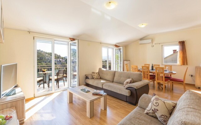 Stunning Apartment in Birine With 3 Bedrooms and Wifi