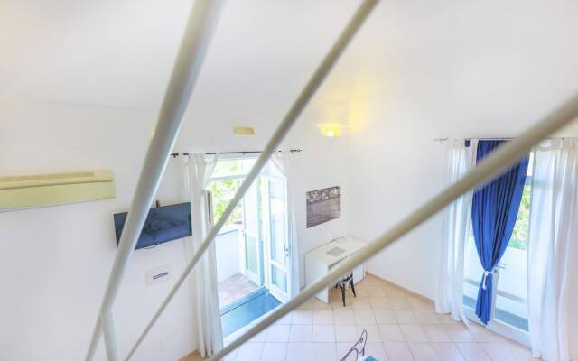 Attila Quadrupla Duplex