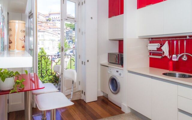 Liiiving Porto Ribeira Boutique Apartment