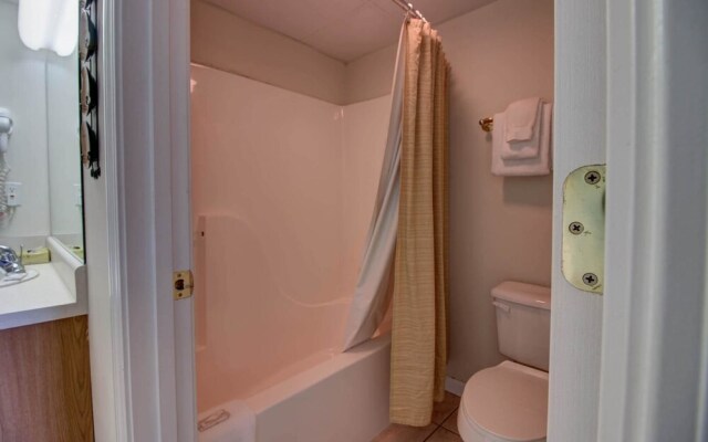 Whispering Pines 521