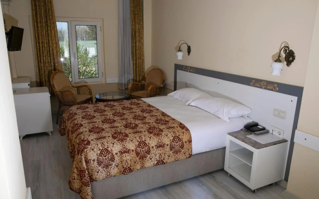 The Parkmore Hotel