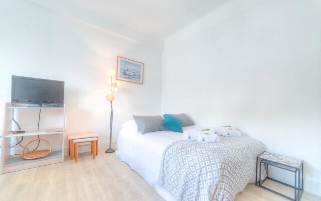 Le Prince Apartment 1