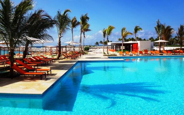 TRS Cap Cana Hotel