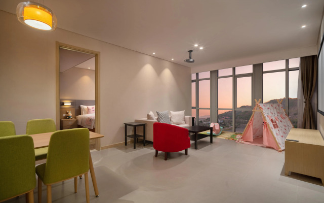 Holiday Inn Express Qingdao Innovation Park by IHG