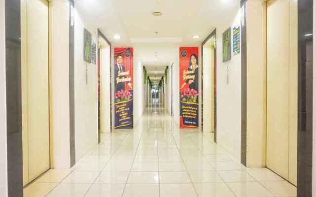 Capital O 92099 A99 Property