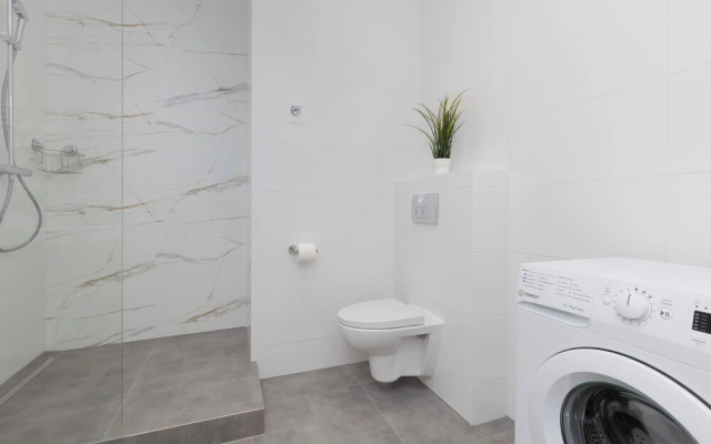 Ursus Sunny Studio by Renters