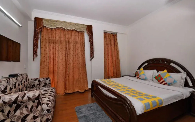 OYO Home 39479 Decent Studio Sehatpur