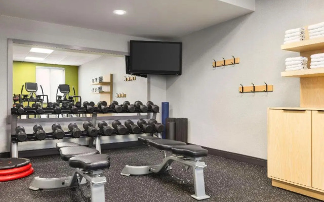 Spark by Hilton Germantown Washington DC North