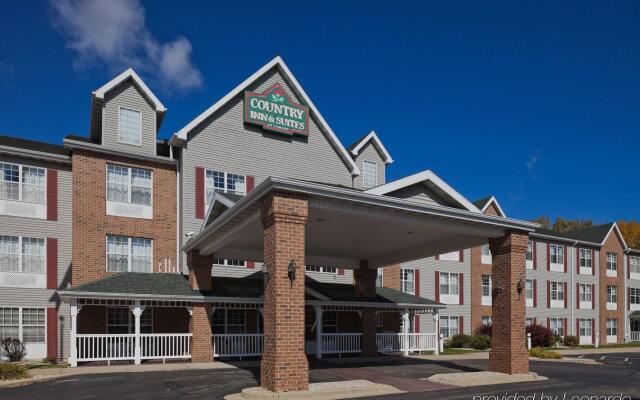 Country Inn & Suites by Radisson, Milwaukee Airport, WI