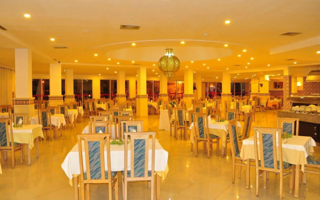Zodiac Hotel