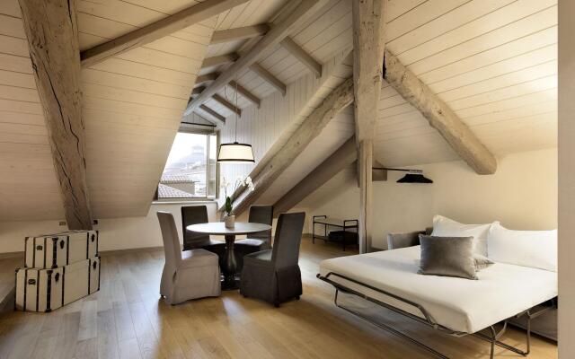 Opera 35 Boutique Hotel