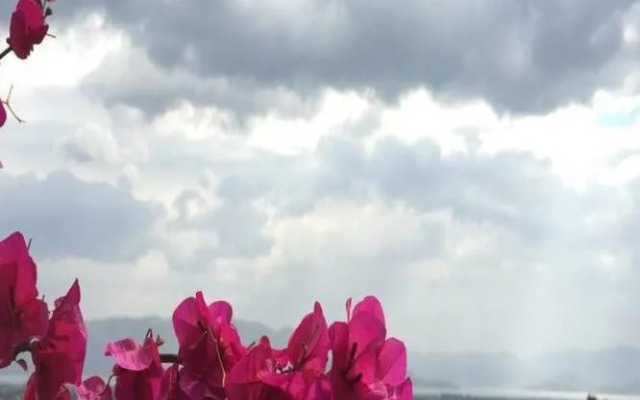 Dali Yuehai Shanqi Inn