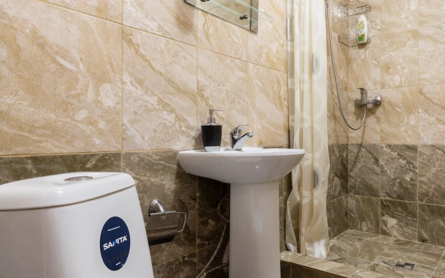 St.Petersburg Hotel Bronnitskaya 15