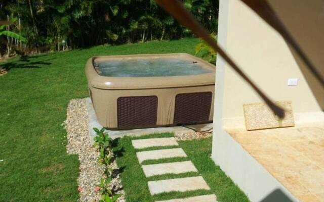 Two Bedroom With Jaccuzi Gated
