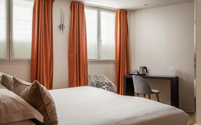 Hotel Arc de Triomphe