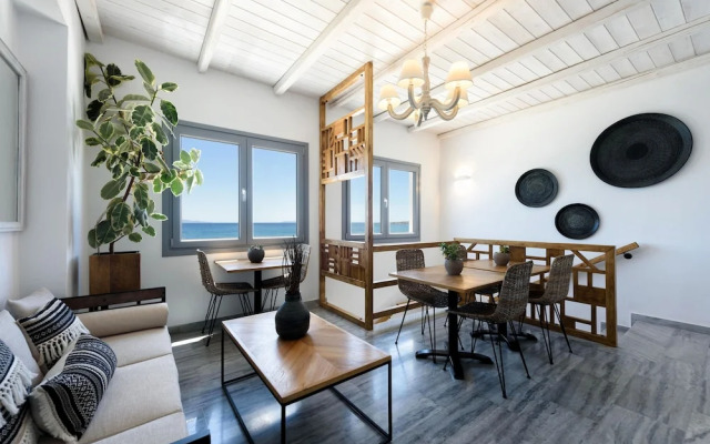 Blue Waves Suites & Apartments