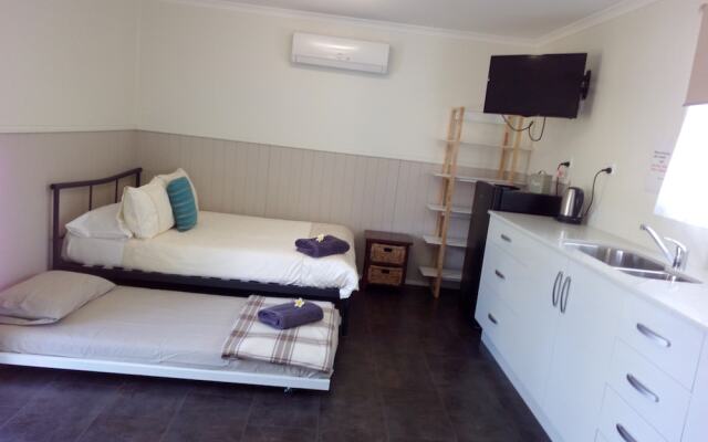 Silver Wattle Caravan Park