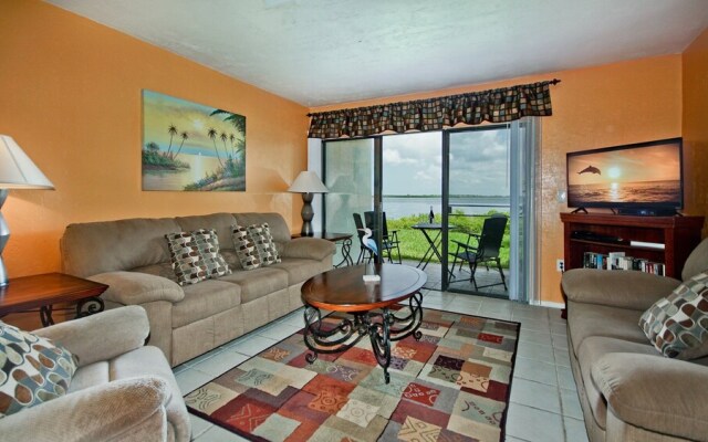 Runaway Bay Resort by BBG