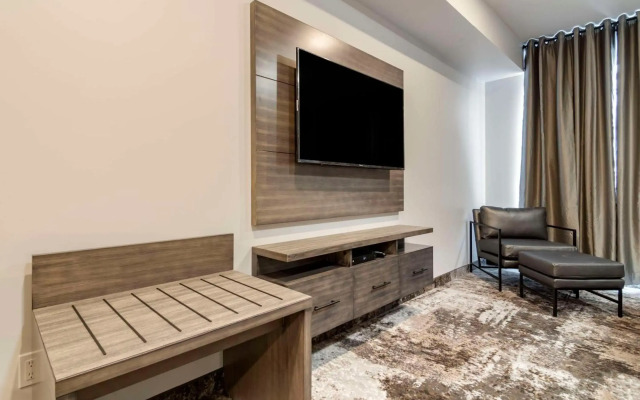 The Hue Hotel, Ascend Hotel Collection